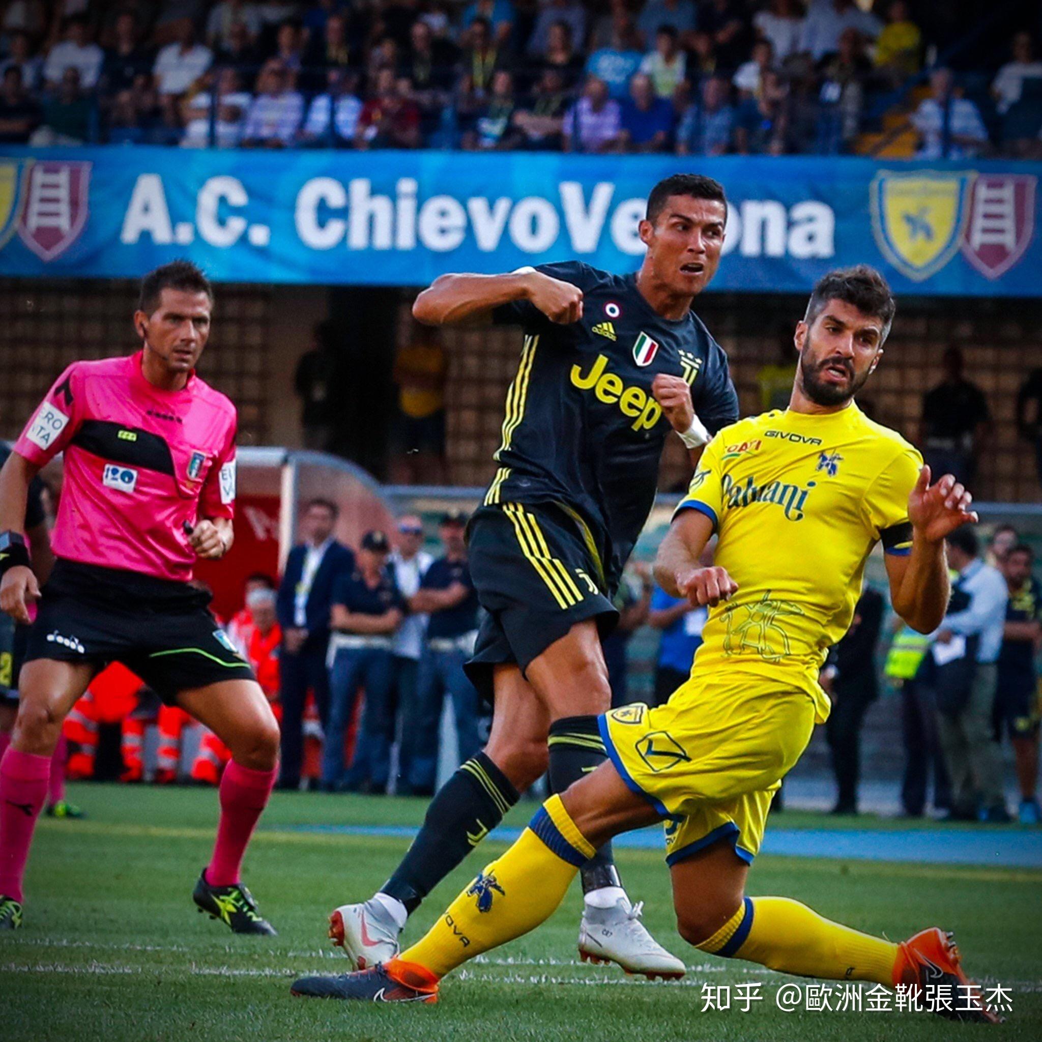 半场-杜加利奇门线救险 深圳新鹏城暂0-0梅州客家